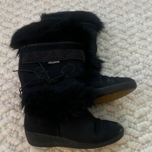 Vintage Tecnica Women's Black Fur-boots with Trim -Winter Boots